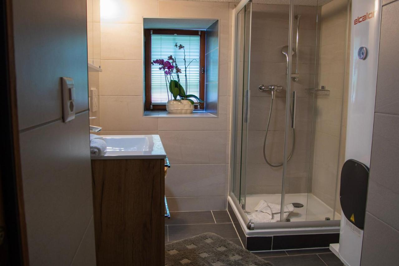 Ferienwohnung Slavica Dorfstrasse 94 รานดา ภายนอก รูปภาพ